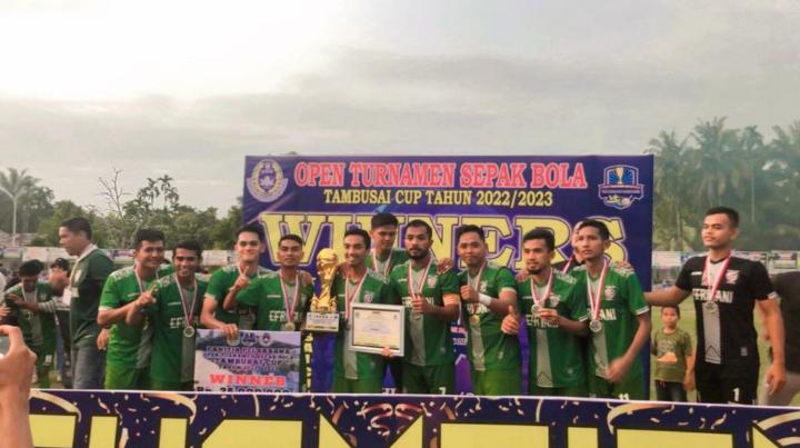 EFRI TANI FC Sabet Juara I pada Tournament Sepak Bola Tambusai CUP