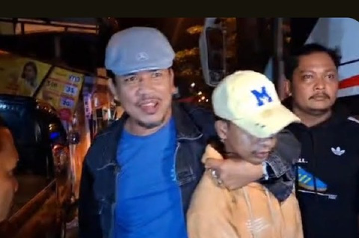 Cerdas! Nyamar Jadi Pengamen, Polisi Tangkap Buronan 6 Bulan di Bus