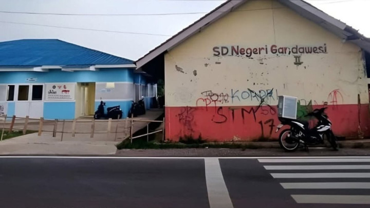 Kontras Parah! Bangunan Sekolah vs Dapur MBG Jadi Sorotan
