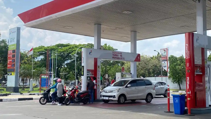 BBM Naik Gila-Gilaan! Pertamax Turbo Tembus Rp19.400