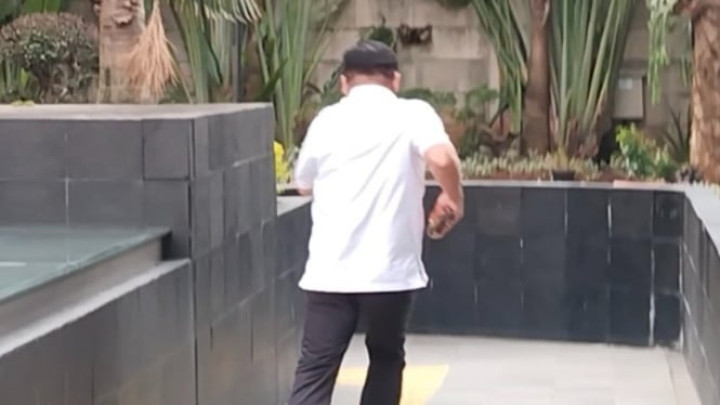 Drama di KPK, Saksi Kasus Bea Cukai Pilih Lari dari Kejaran Wartawan