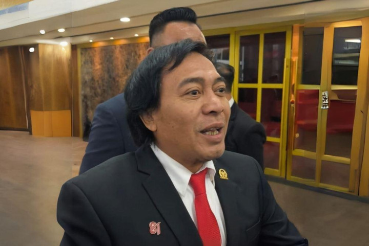 Komeng Sentil Program MBG Prabowo: “Semua Program Presiden Bagus, Cuma...”