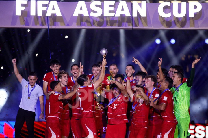 Menang Dramatis atas Thailand, Prabowo Pastikan Ada Bonus untuk Skuad Garuda