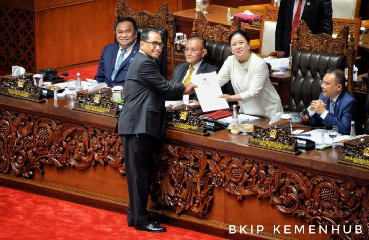 DPR Sahkan UU Baru untuk Dunia Kerja, 313 Pasal Atur Kesempatan Kerja, Upah, Pesangon hingga PHK